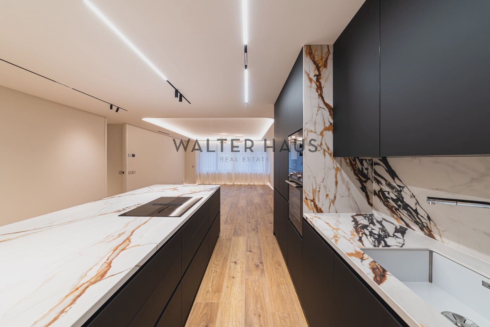3 bedroom Flat for sale in Madrid city - € 2,695,000 (Ref: 9618694)