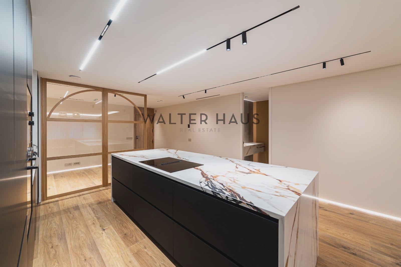 3 bedroom Flat for sale in Madrid city - € 2,695,000 (Ref: 9618694)