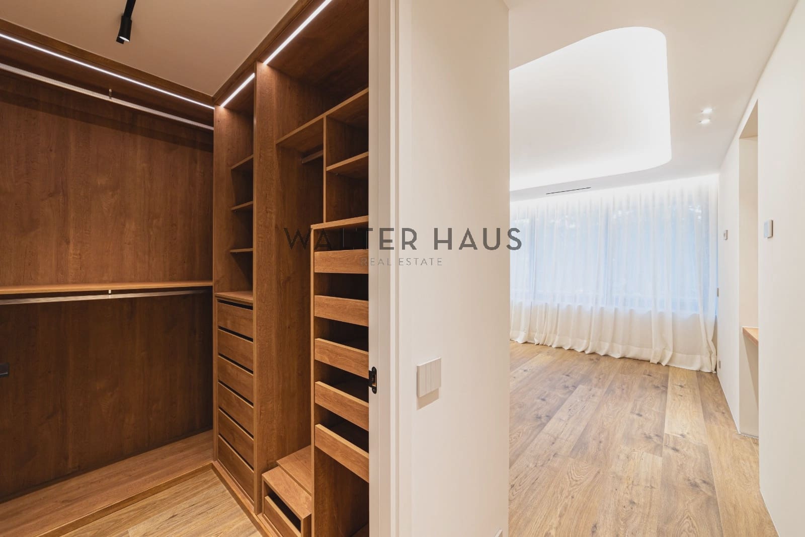3 bedroom Flat for sale in Madrid city - € 2,695,000 (Ref: 9618694)