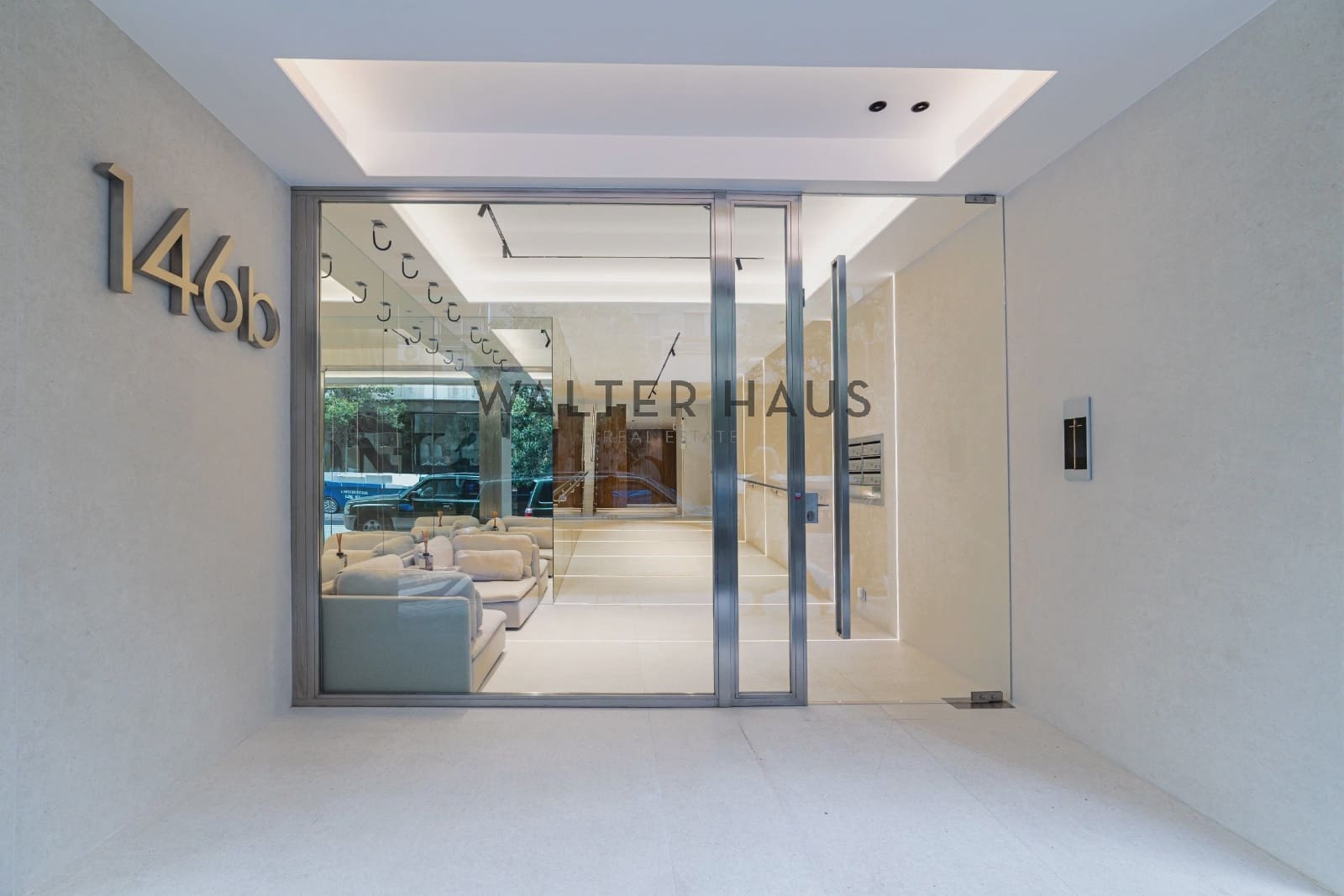 2 bedroom Flat for sale in Madrid city - € 1,795,000 (Ref: 9618695)