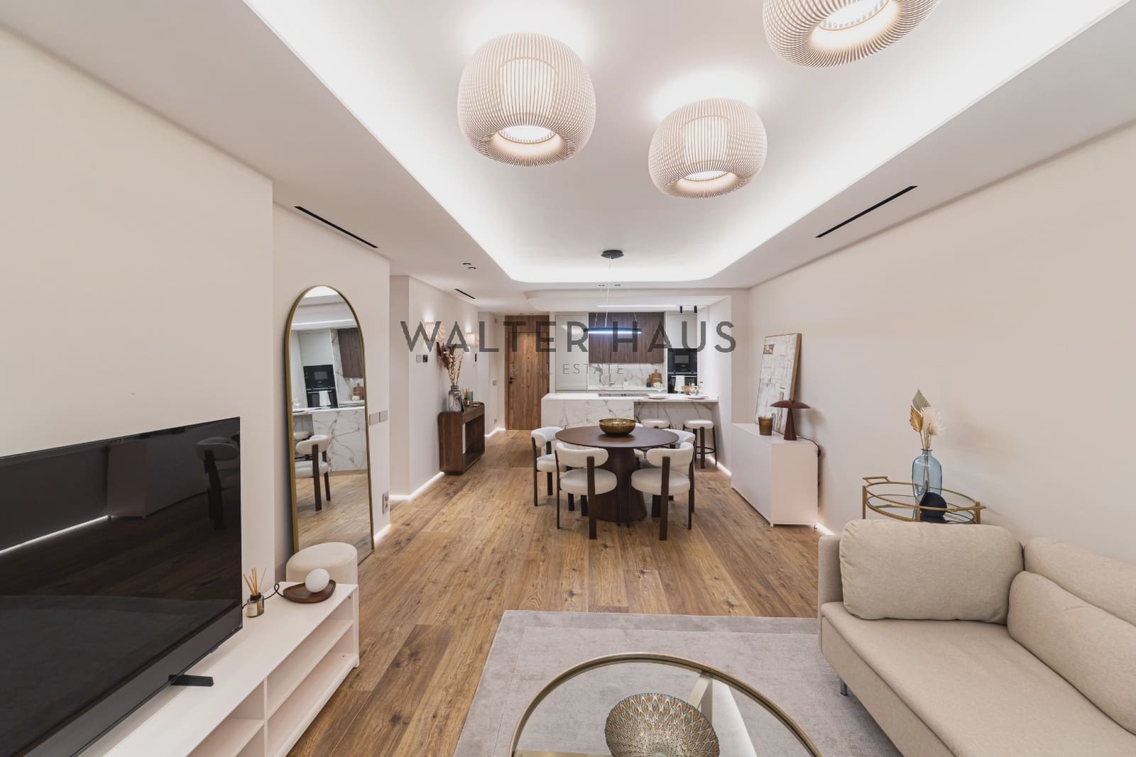 2 bedroom Flat for sale in Madrid city - € 1,795,000 (Ref: 9618695)