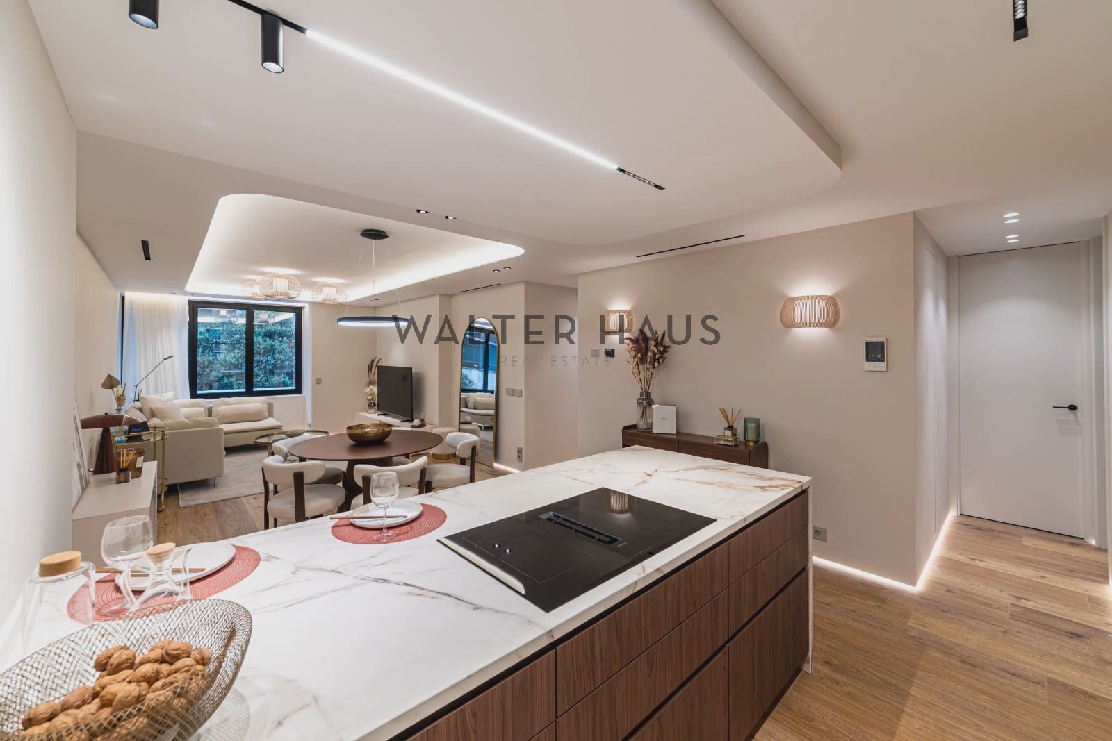 2 bedroom Flat for sale in Madrid city - € 1,795,000 (Ref: 9618695)