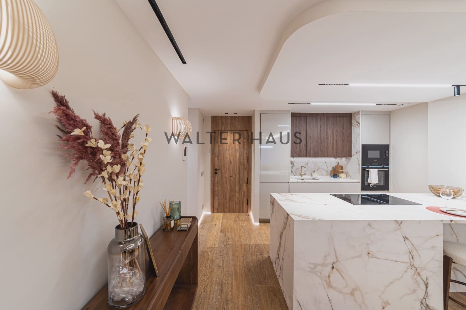 2 bedroom Flat for sale in Madrid city - € 1,795,000 (Ref: 9618695)
