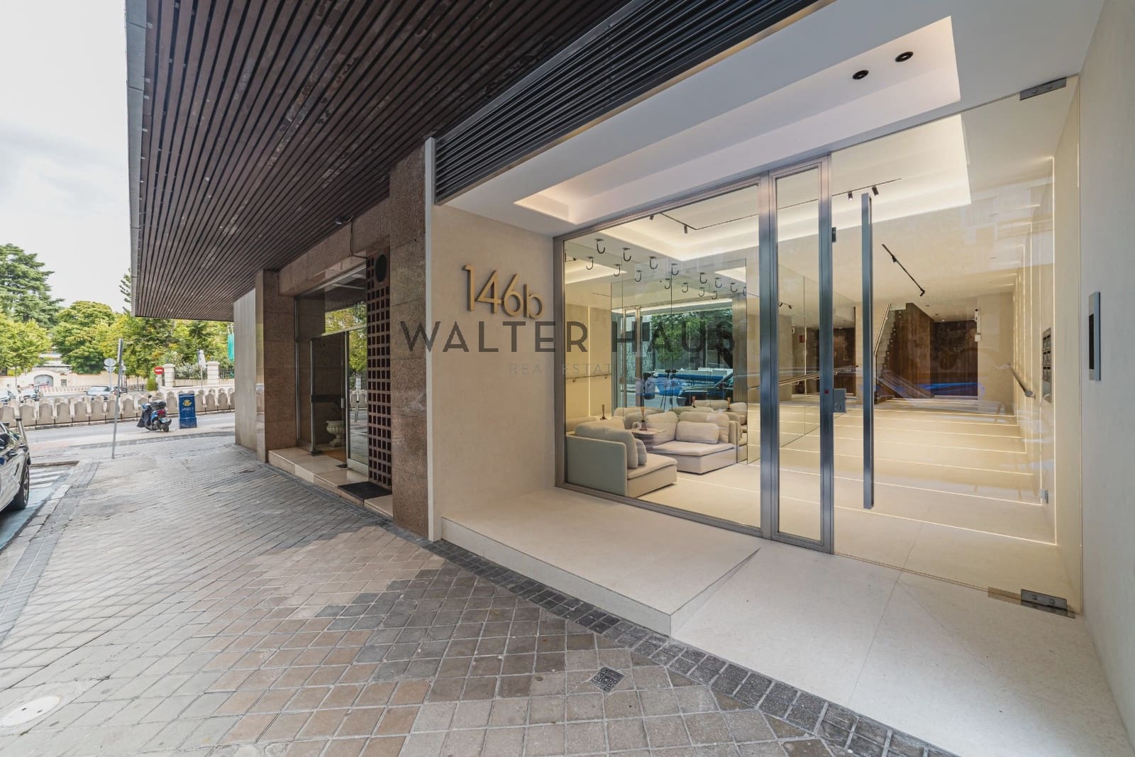 2 bedroom Flat for sale in Madrid city - € 1,795,000 (Ref: 9618695)