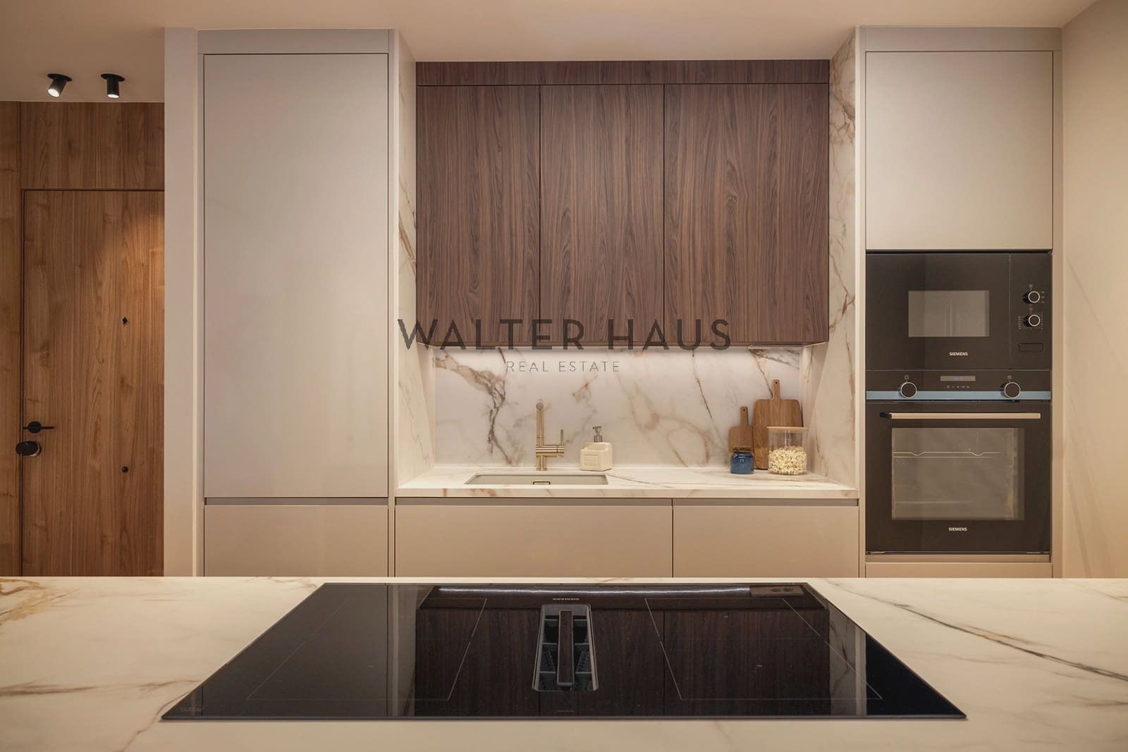 2 bedroom Flat for sale in Madrid city - € 1,795,000 (Ref: 9618695)