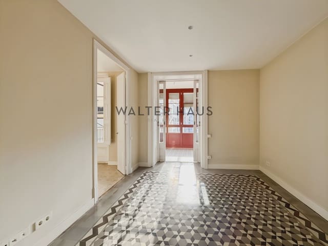 4 slaapkamer Kantoor te huur in L'Antiga Esquerra de L'Eixample, Barcelona stad - € 2.400 (Ref: 9626116)
