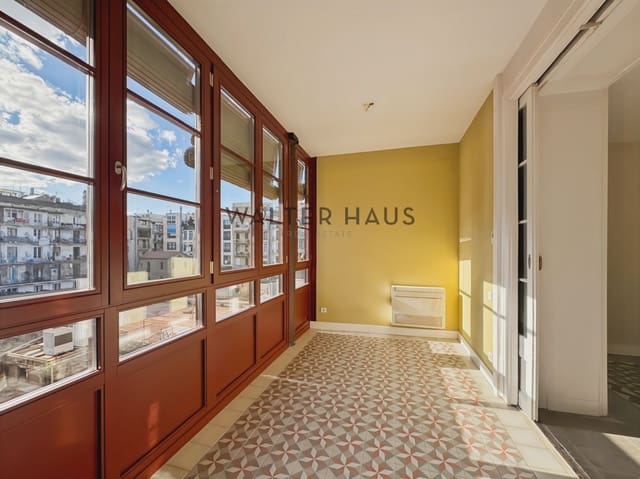 4 slaapkamer Kantoor te huur in L'Antiga Esquerra de L'Eixample, Barcelona stad - € 2.400 (Ref: 9626116)