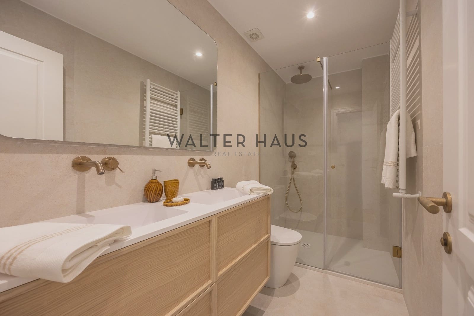 Piso de 3 habitaciones en Madrid ciudad en venta con piscina - 3.200.000 € (Ref: 9626595)