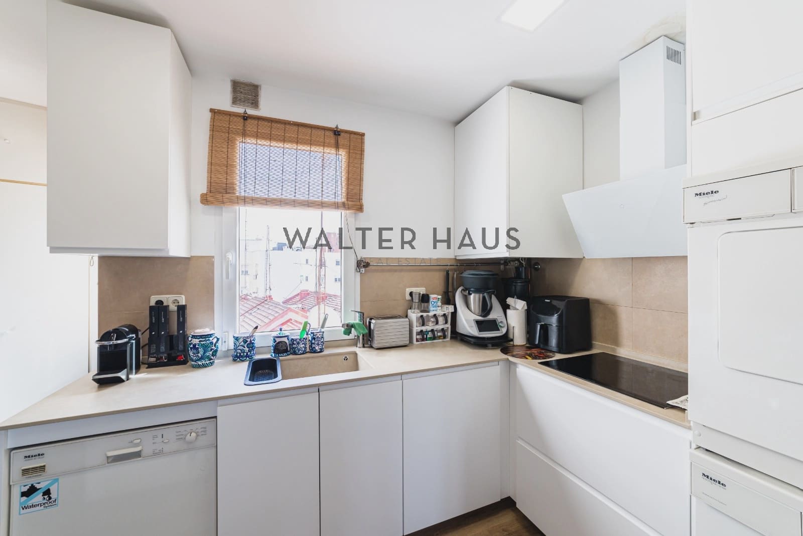 2 bedroom Penthouse for sale in Madrid city - € 1,185,000 (Ref: 9628307)