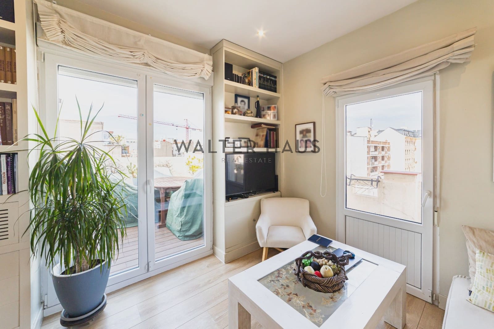 2 bedroom Penthouse for sale in Madrid city - € 1,185,000 (Ref: 9628307)