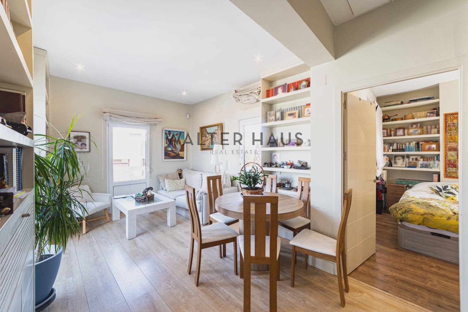 2 bedroom Penthouse for sale in Madrid city - € 1,185,000 (Ref: 9628307)