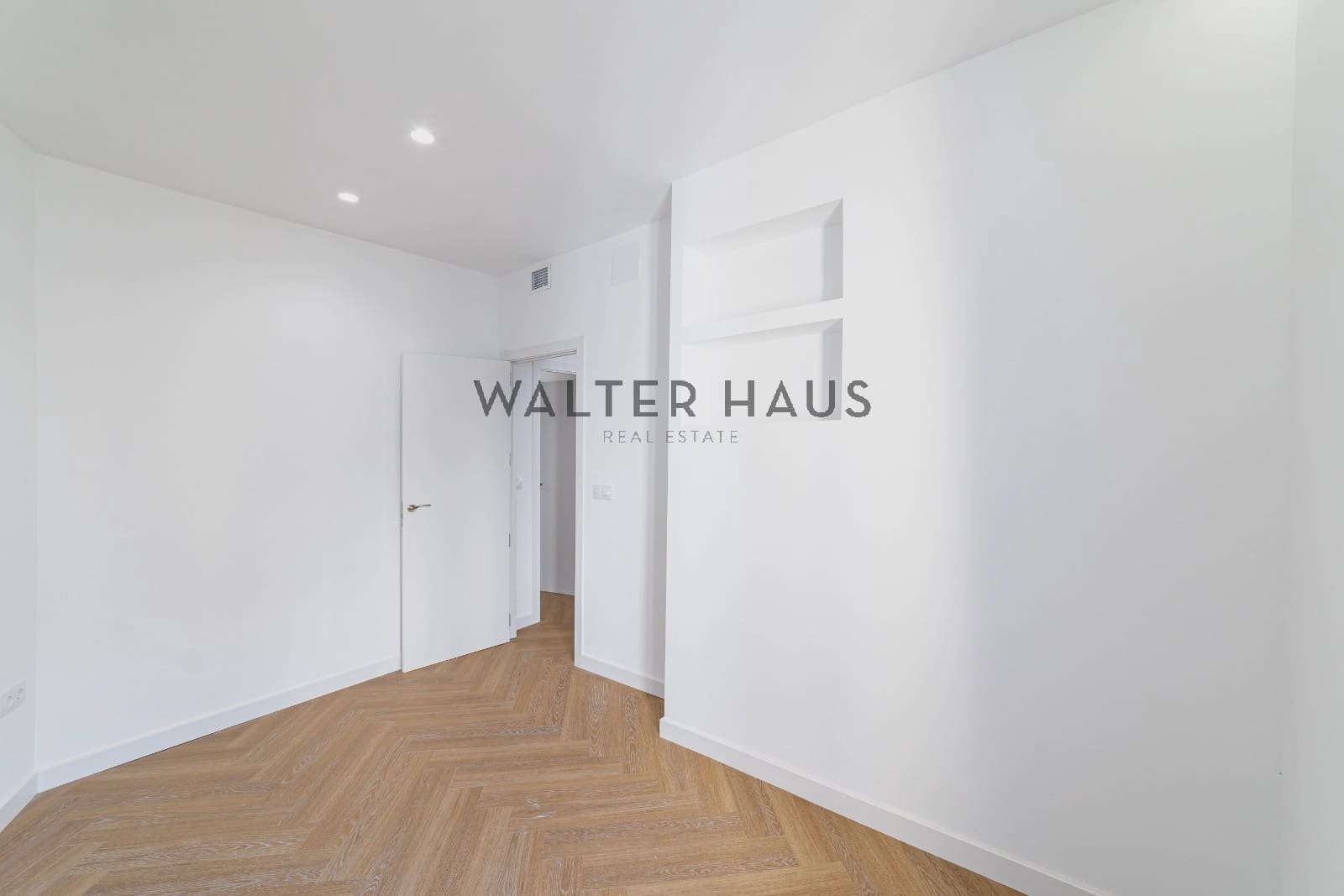 3 bedroom Flat for sale in Madrid city - € 1,050,000 (Ref: 9632798)