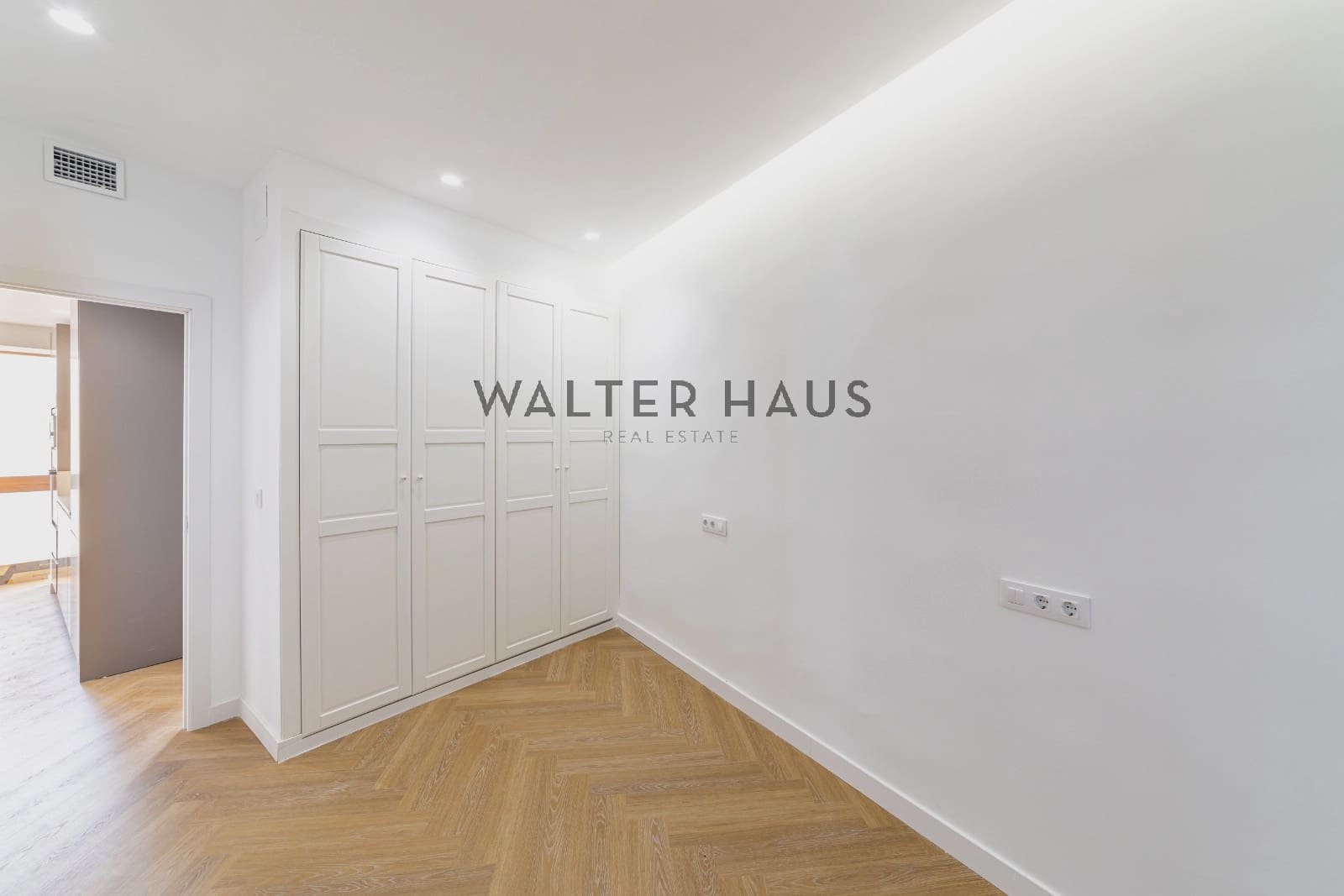 3 bedroom Flat for sale in Madrid city - € 1,050,000 (Ref: 9632798)