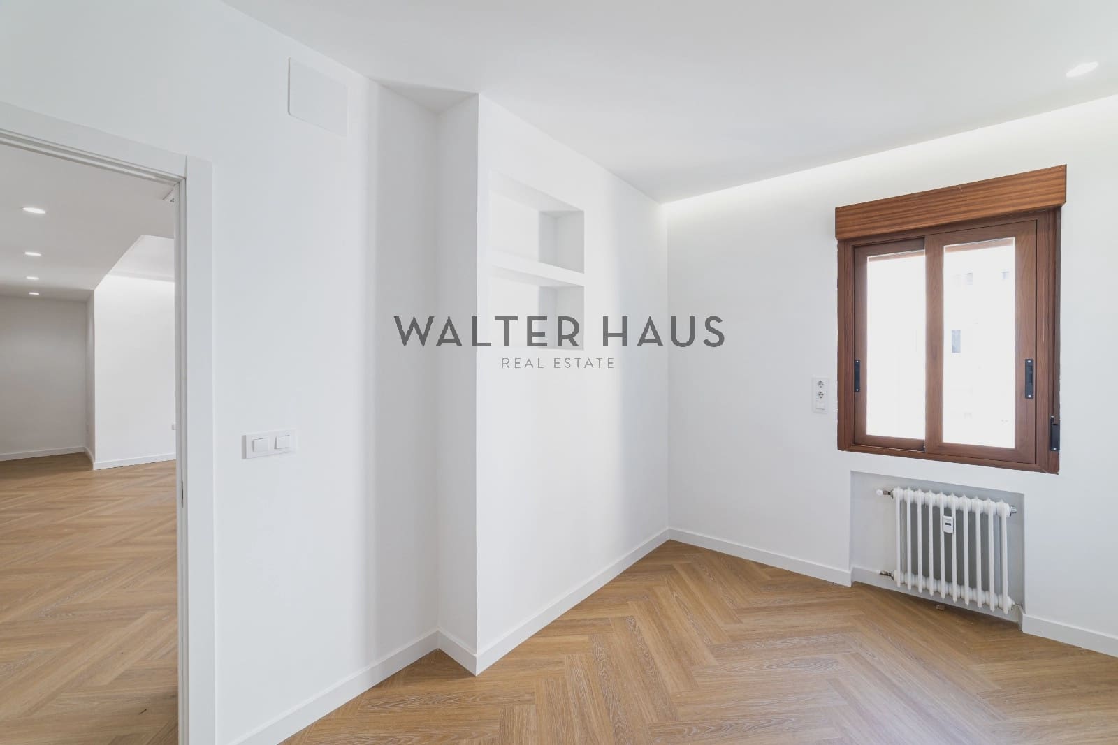 3 bedroom Flat for sale in Madrid city - € 1,050,000 (Ref: 9632798)