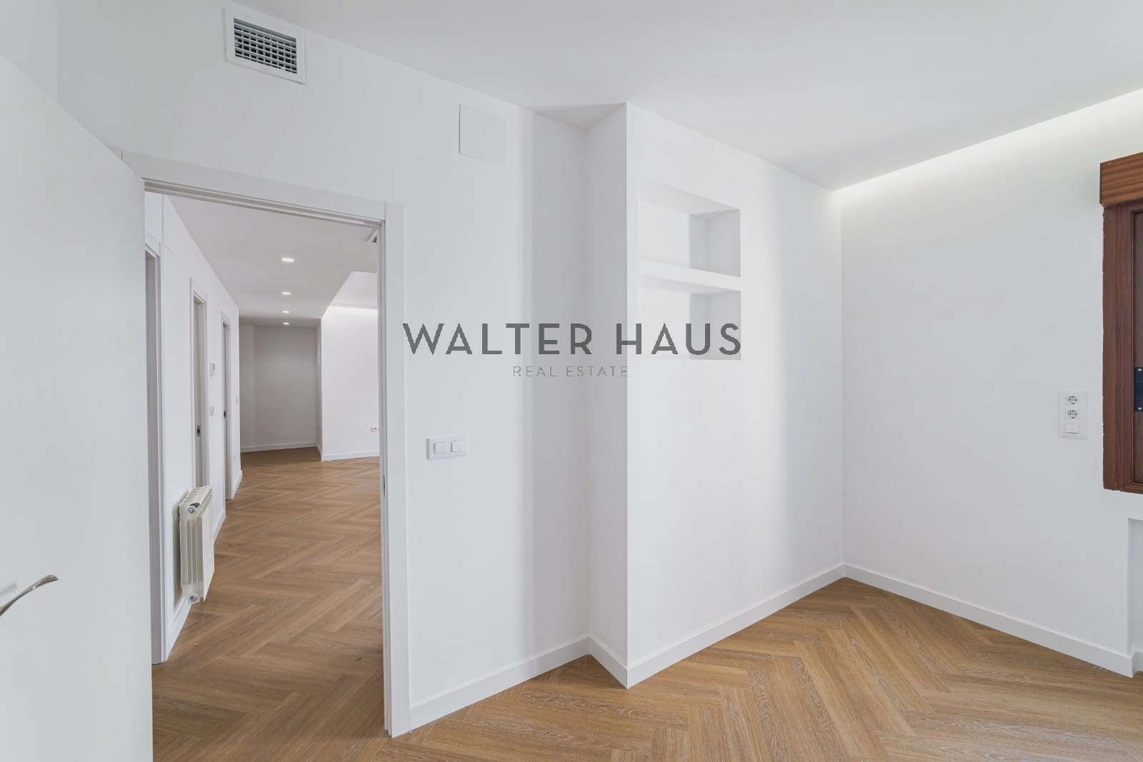 3 bedroom Flat for sale in Madrid city - € 1,050,000 (Ref: 9632798)