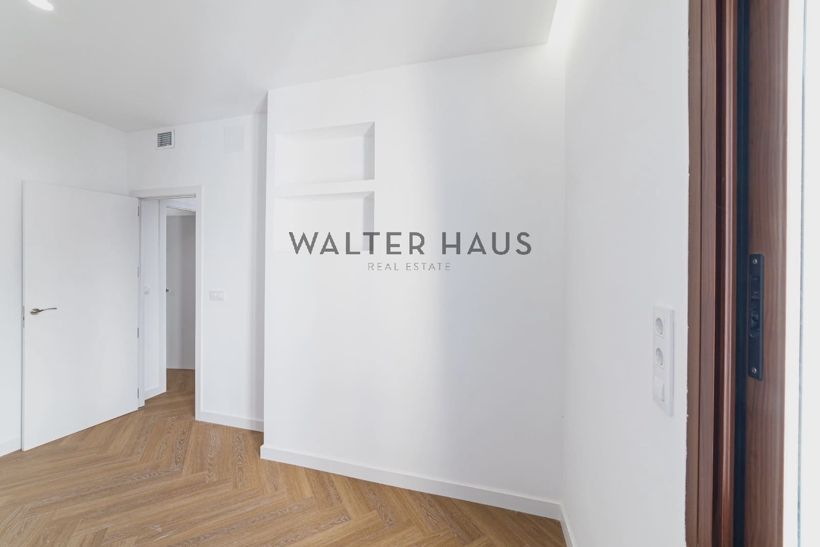 3 bedroom Flat for sale in Madrid city - € 1,050,000 (Ref: 9632798)