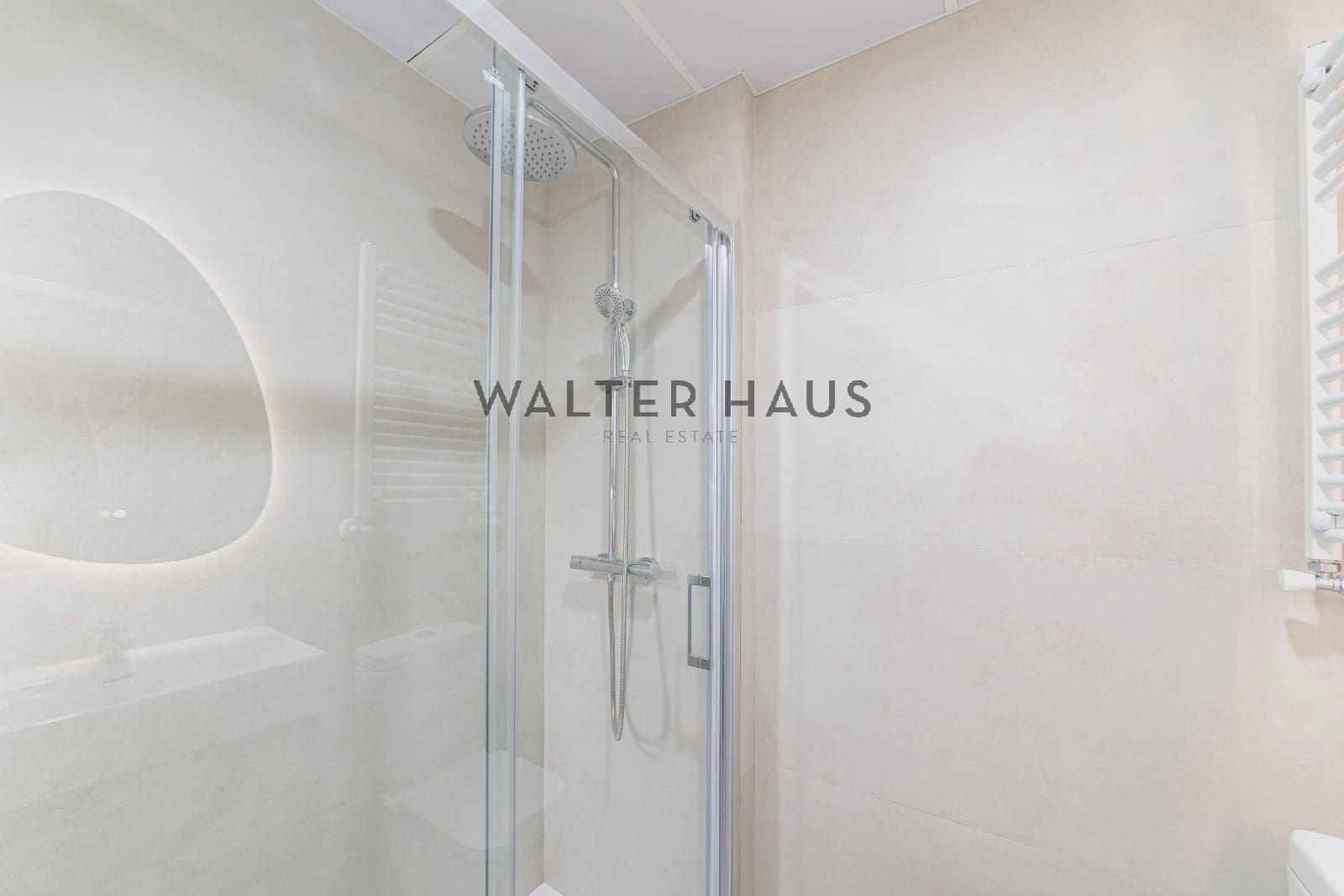 3 bedroom Flat for sale in Madrid city - € 1,050,000 (Ref: 9632798)