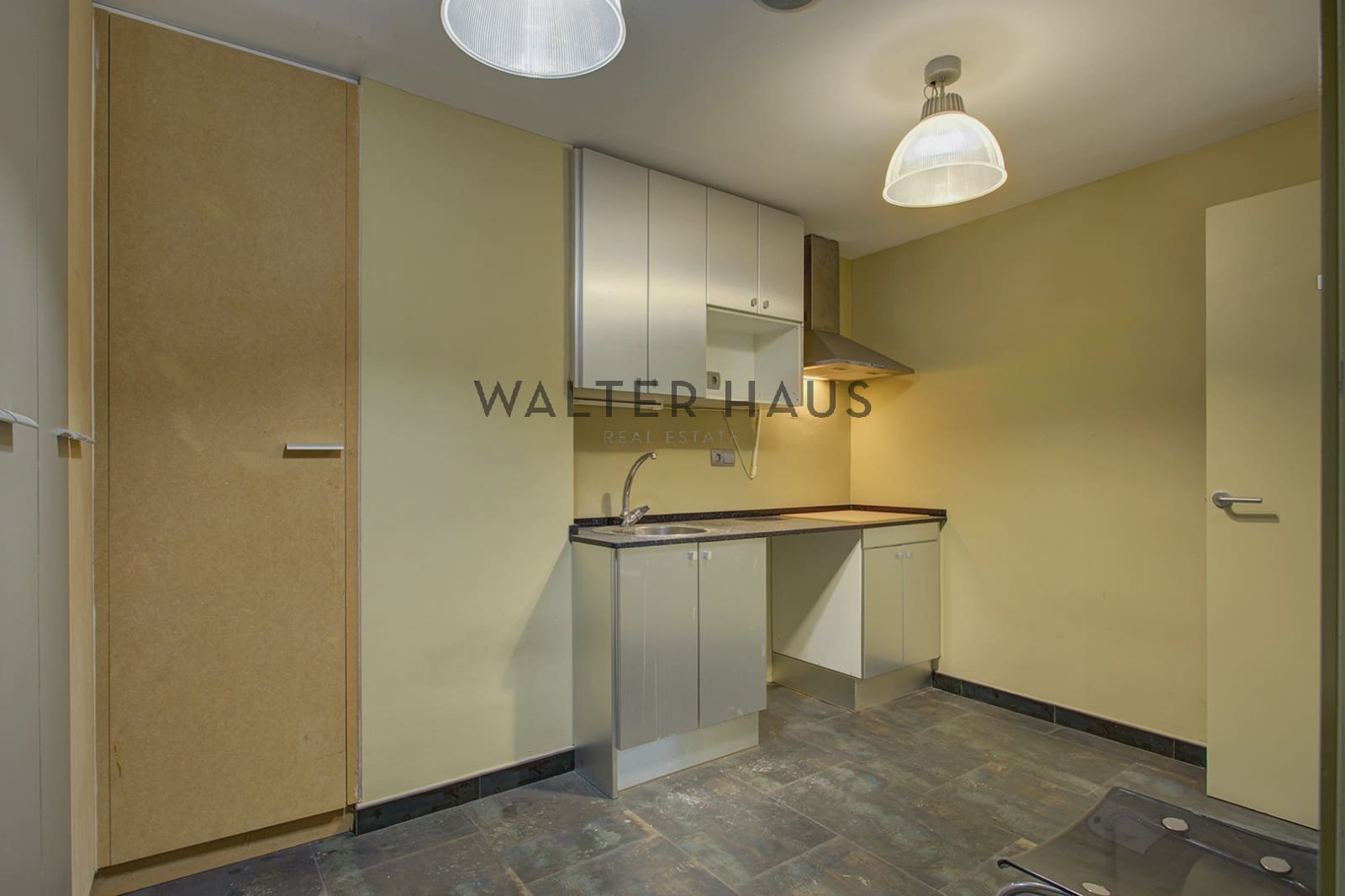 Kontor till salu i Barcelona stad - 518 000 € (Ref: 9646238)