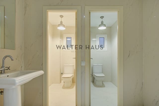 Kontor till salu i El Poblenou, Barcelona stad - 518 000 € (Ref: 9646238)