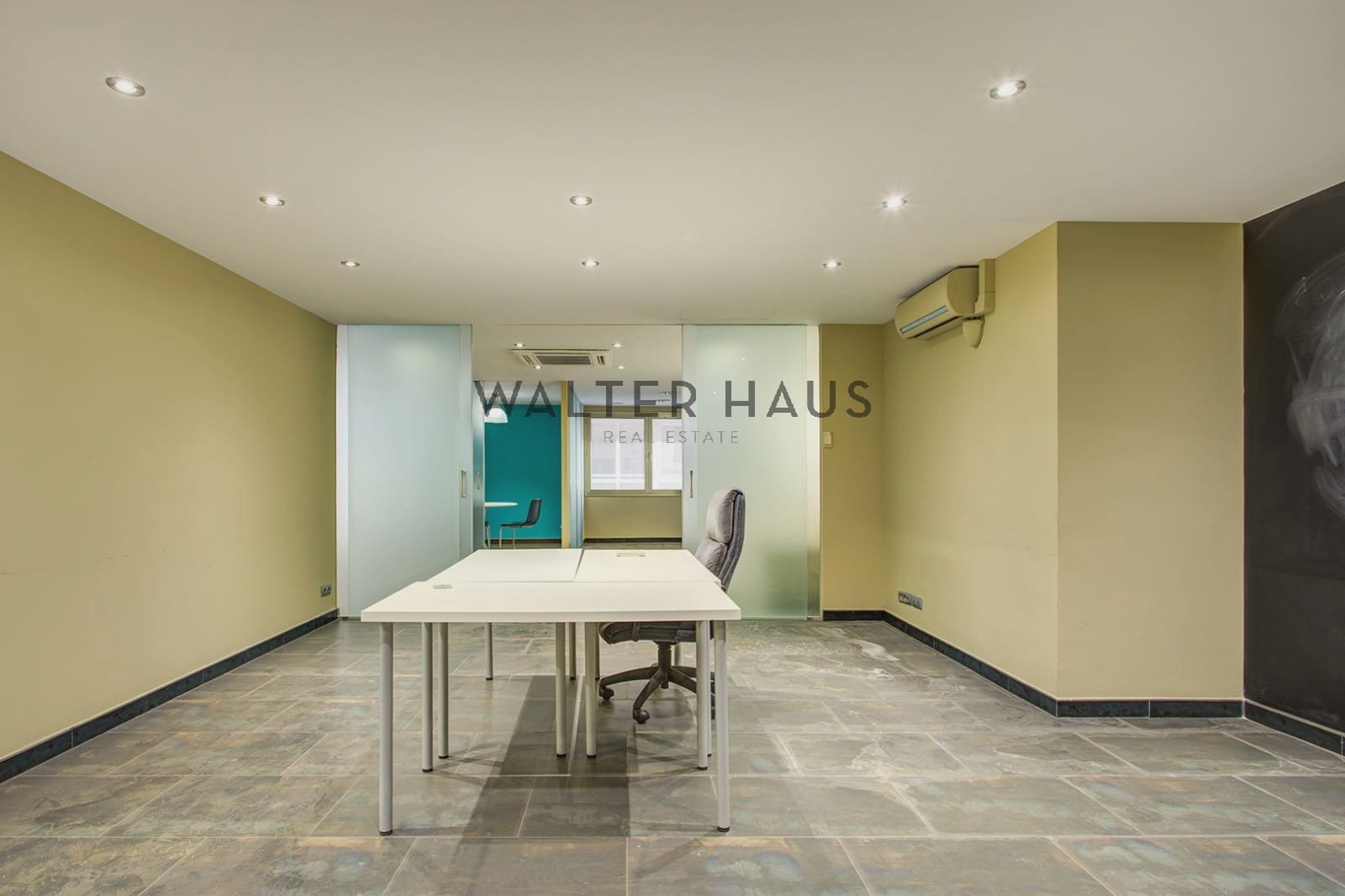 Kontor till salu i Barcelona stad - 518 000 € (Ref: 9646238)