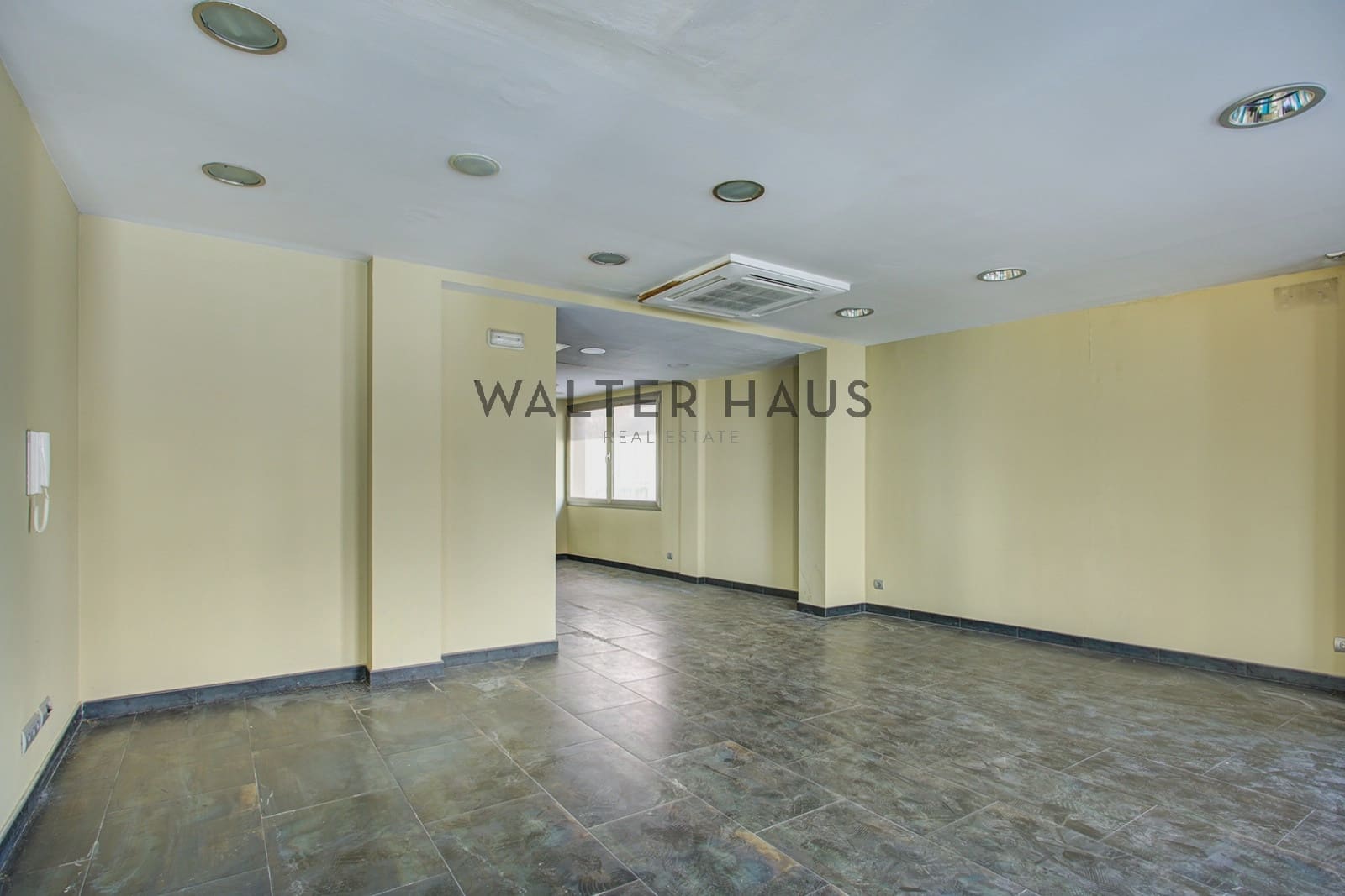 Kontor till salu i Barcelona stad - 518 000 € (Ref: 9646238)