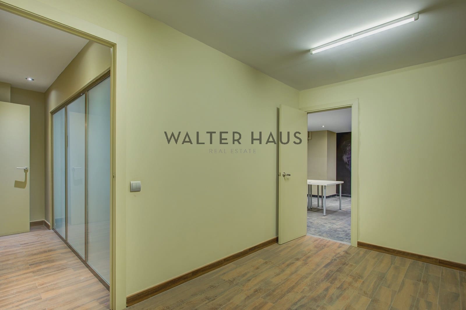 Kontor till salu i Barcelona stad - 518 000 € (Ref: 9646238)