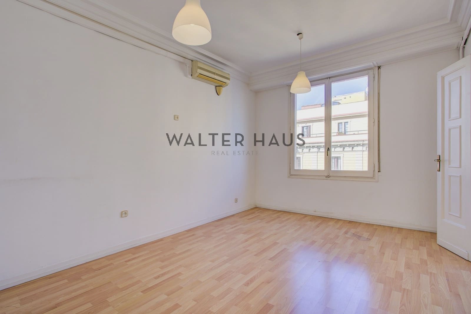 3 soveværelse Lejlighed til salg i Barcelona by - € 950.000 (Ref: 9646241)