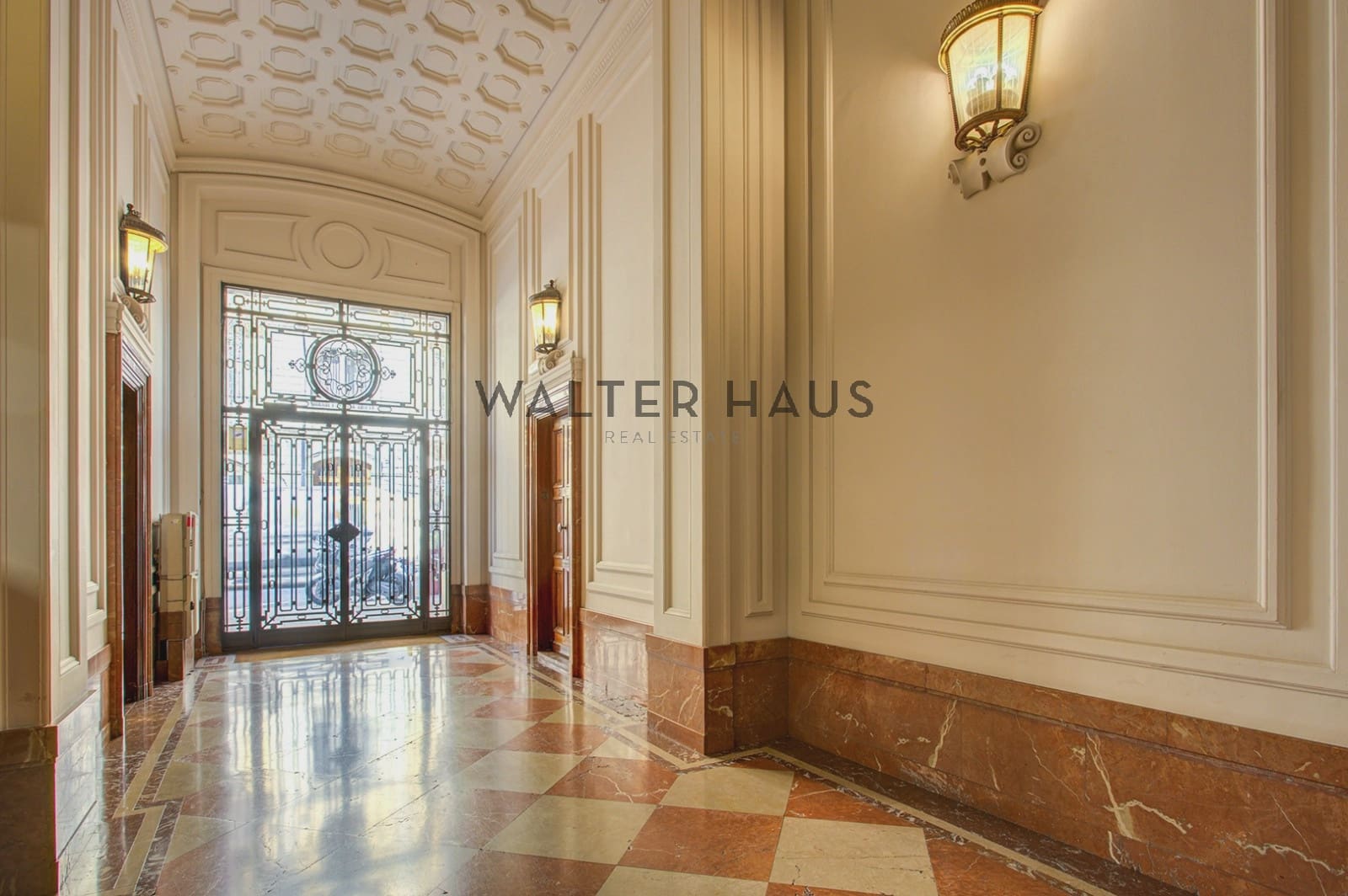 3 soveværelse Lejlighed til salg i Barcelona by - € 950.000 (Ref: 9646241)