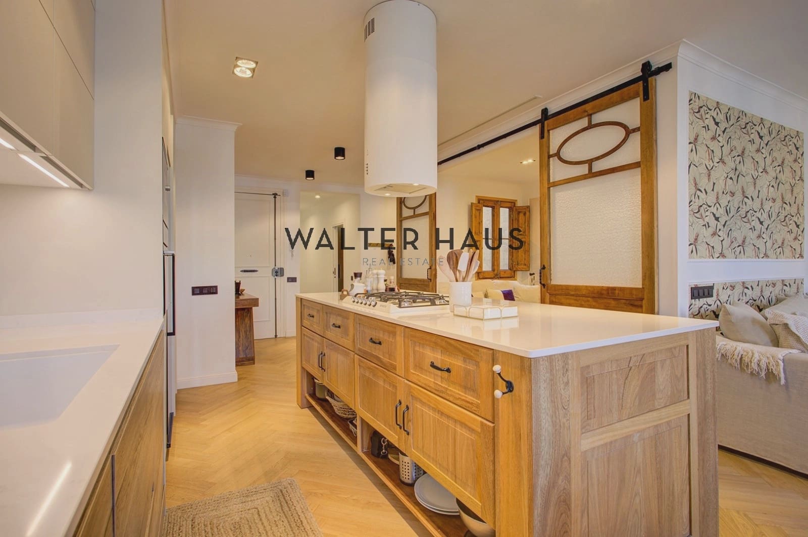 3 slaapkamer Flat te koop in Barcelona stad - € 1.050.000 (Ref: 9650839)