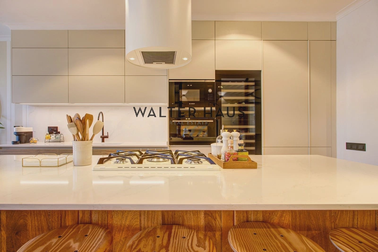 3 slaapkamer Flat te koop in Barcelona stad - € 1.050.000 (Ref: 9650839)