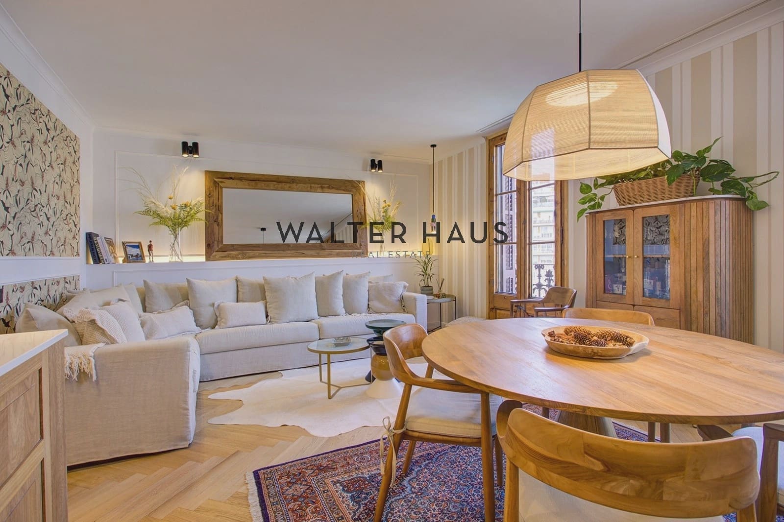 3 slaapkamer Flat te koop in Barcelona stad - € 1.050.000 (Ref: 9650839)