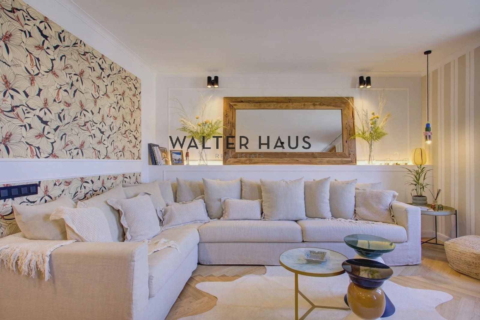 3 slaapkamer Flat te koop in Barcelona stad - € 1.050.000 (Ref: 9650839)