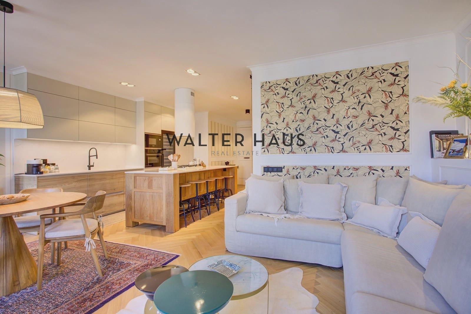 3 slaapkamer Flat te koop in Barcelona stad - € 1.050.000 (Ref: 9650839)