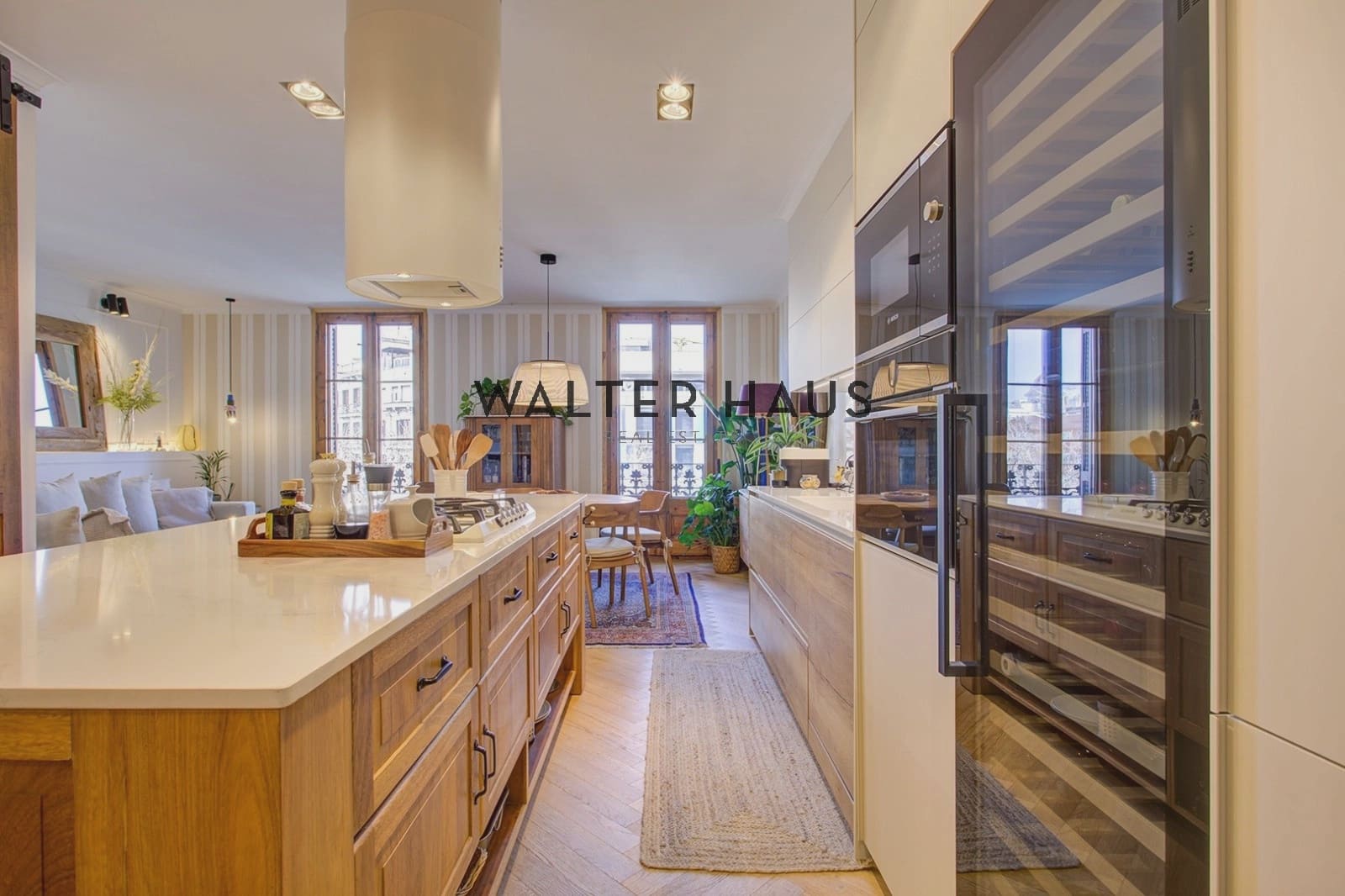 3 slaapkamer Flat te koop in Barcelona stad - € 1.050.000 (Ref: 9650839)