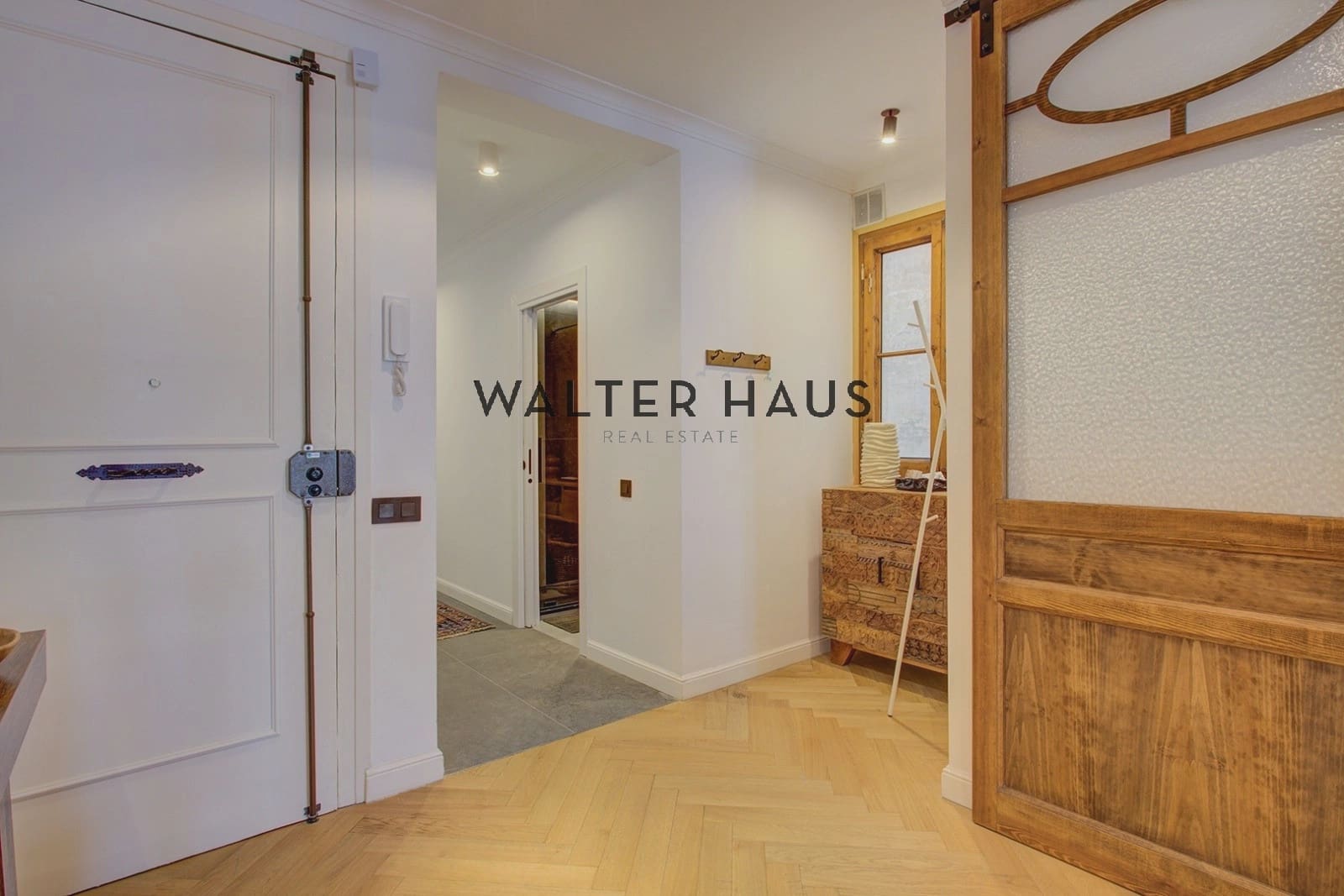 3 slaapkamer Flat te koop in Barcelona stad - € 1.050.000 (Ref: 9650839)