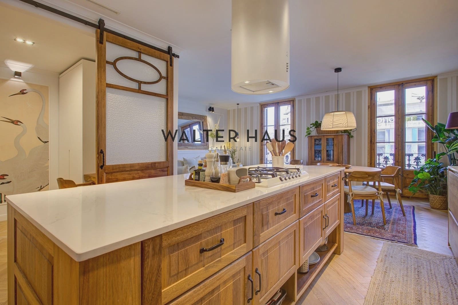 3 slaapkamer Flat te koop in Barcelona stad - € 1.050.000 (Ref: 9650839)