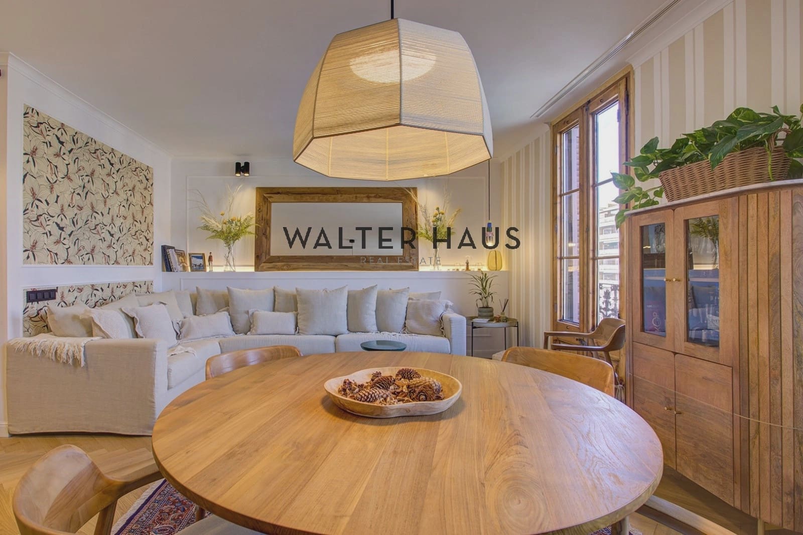 3 slaapkamer Flat te koop in Barcelona stad - € 1.050.000 (Ref: 9650839)