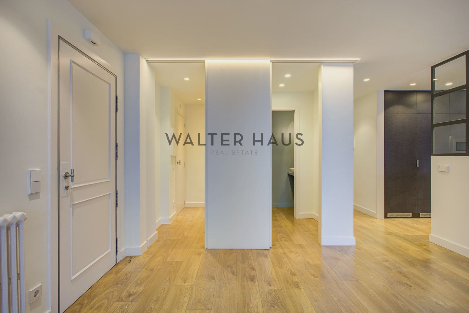 4 soveværelse Lejlighed til salg i Barcelona by - € 1.490.000 (Ref: 9653026)