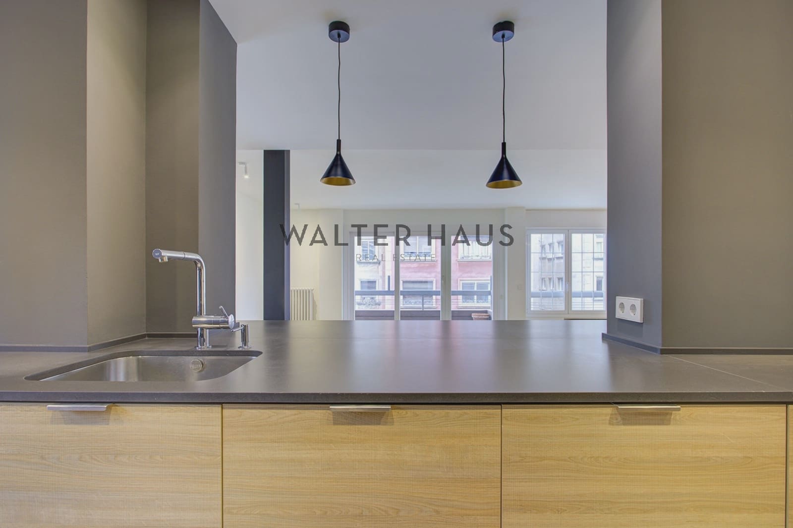 4 soveværelse Lejlighed til salg i Barcelona by - € 1.490.000 (Ref: 9653026)