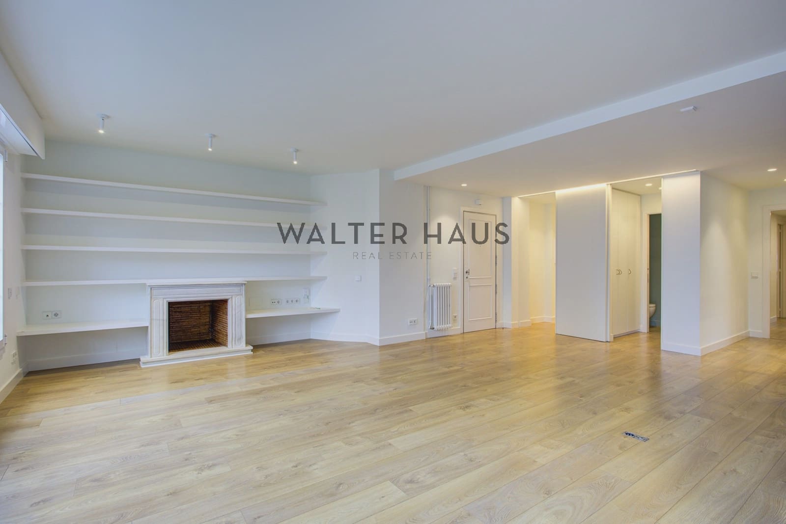 4 soveværelse Lejlighed til salg i Barcelona by - € 1.490.000 (Ref: 9653026)