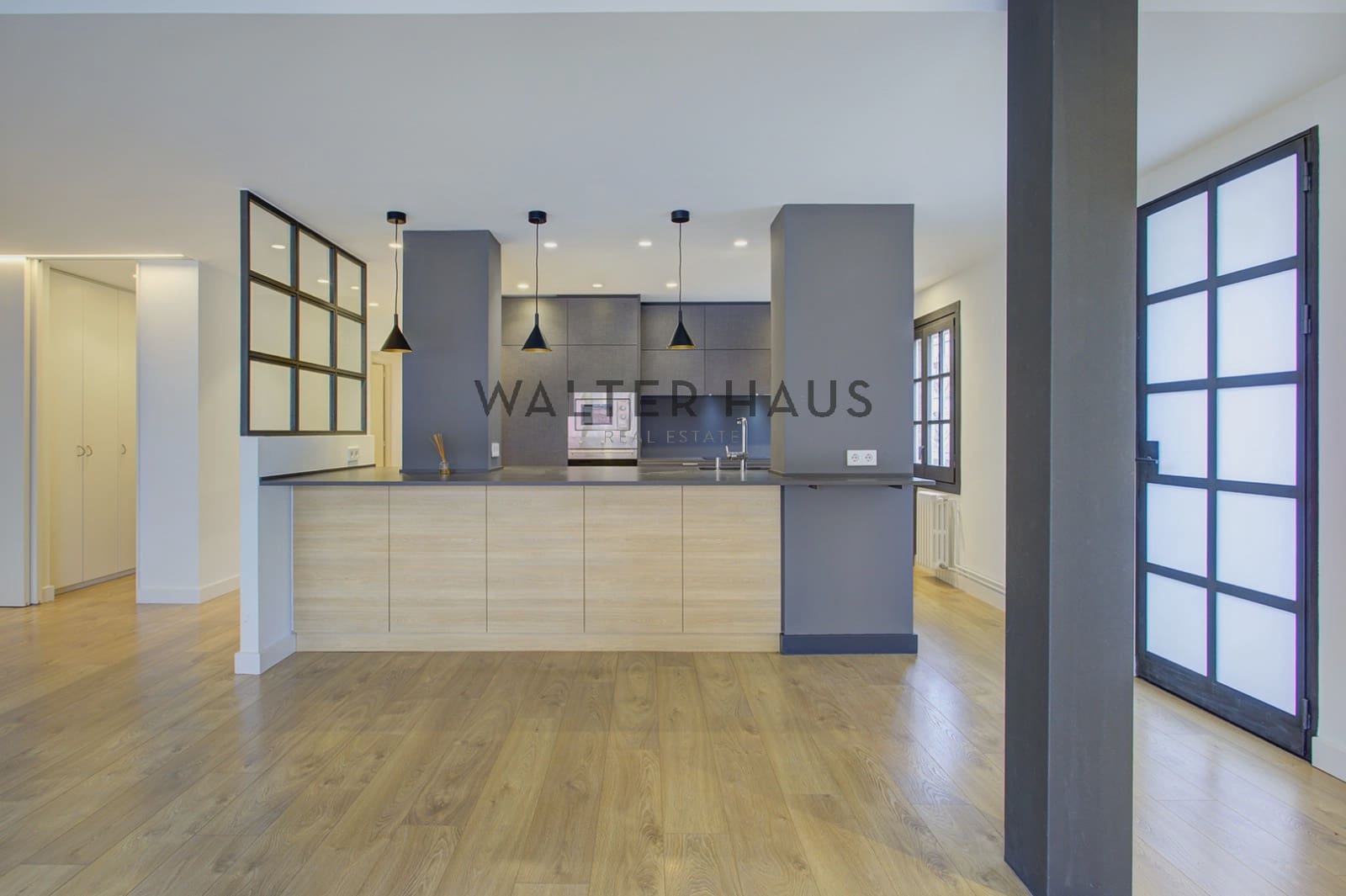 4 soveværelse Lejlighed til salg i Barcelona by - € 1.490.000 (Ref: 9653026)