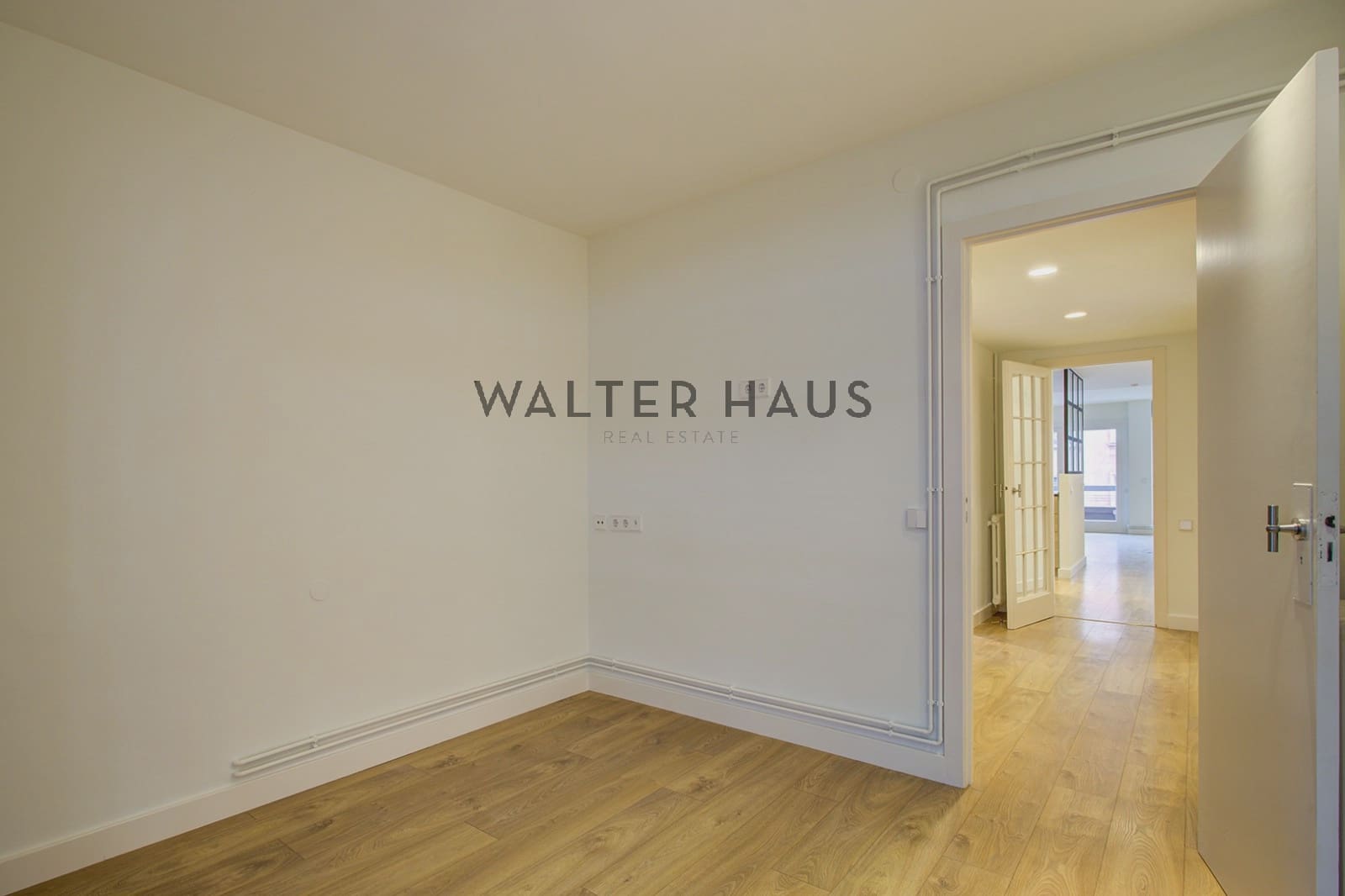 4 soveværelse Lejlighed til salg i Barcelona by - € 1.490.000 (Ref: 9653026)