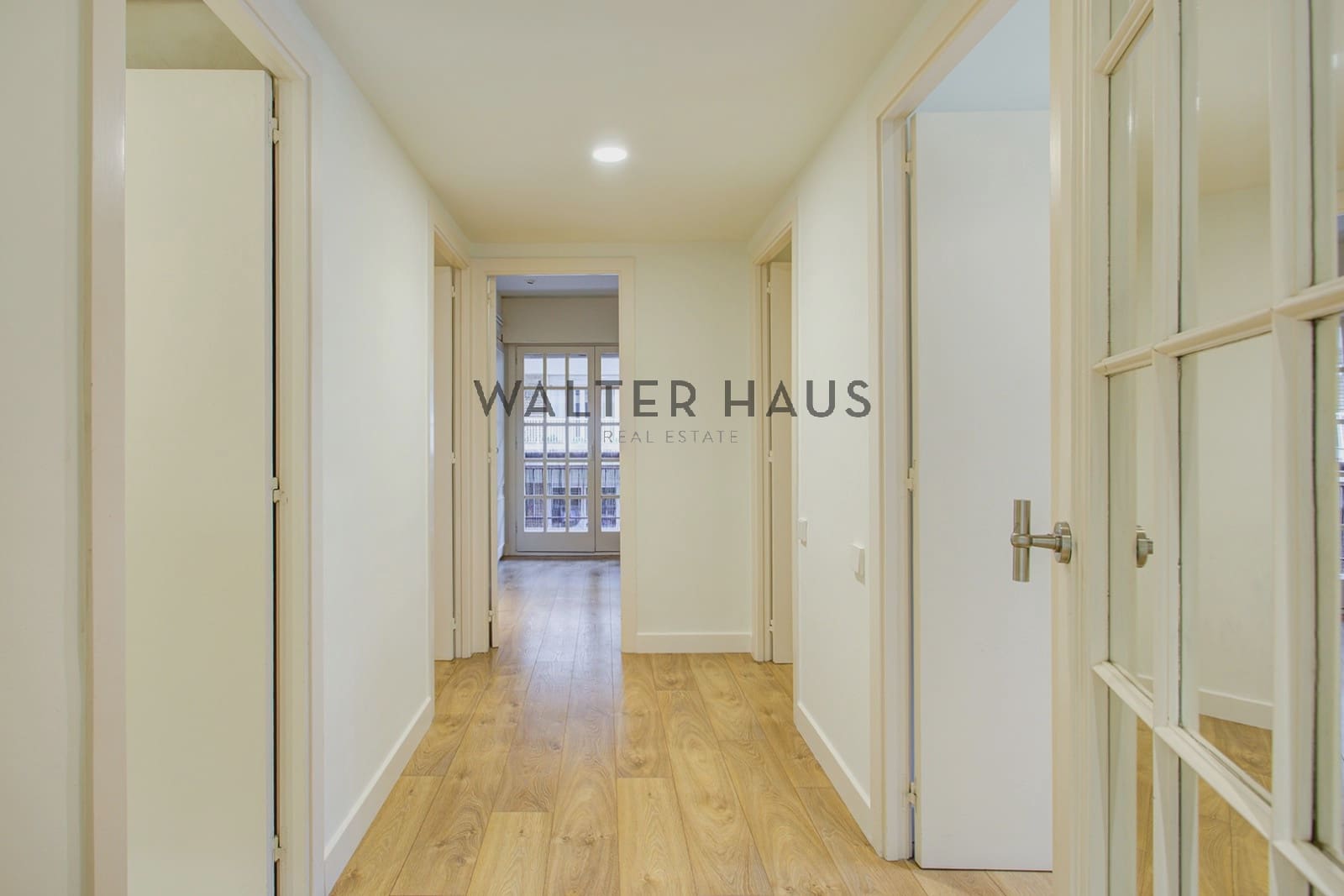 4 soveværelse Lejlighed til salg i Barcelona by - € 1.490.000 (Ref: 9653026)