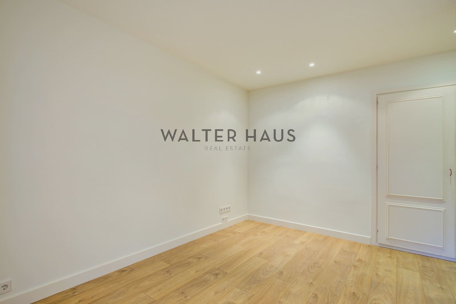 4 soveværelse Lejlighed til salg i Barcelona by - € 1.490.000 (Ref: 9653026)