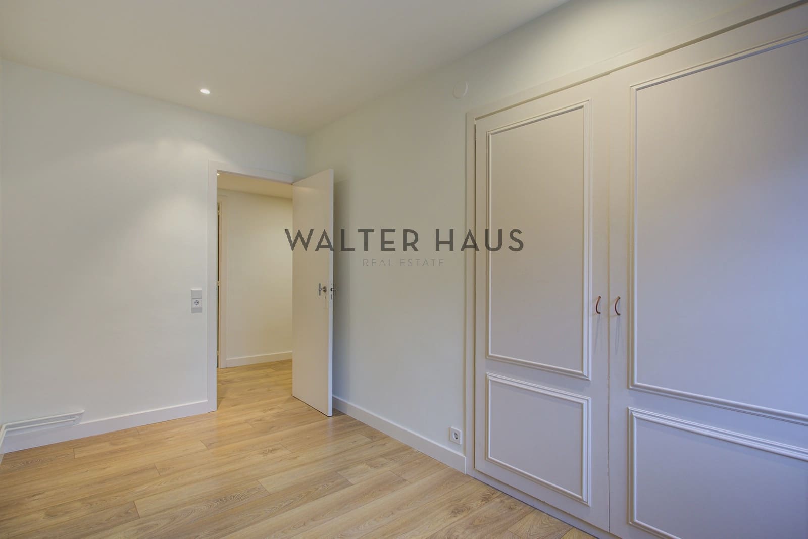 4 soveværelse Lejlighed til salg i Barcelona by - € 1.490.000 (Ref: 9653026)