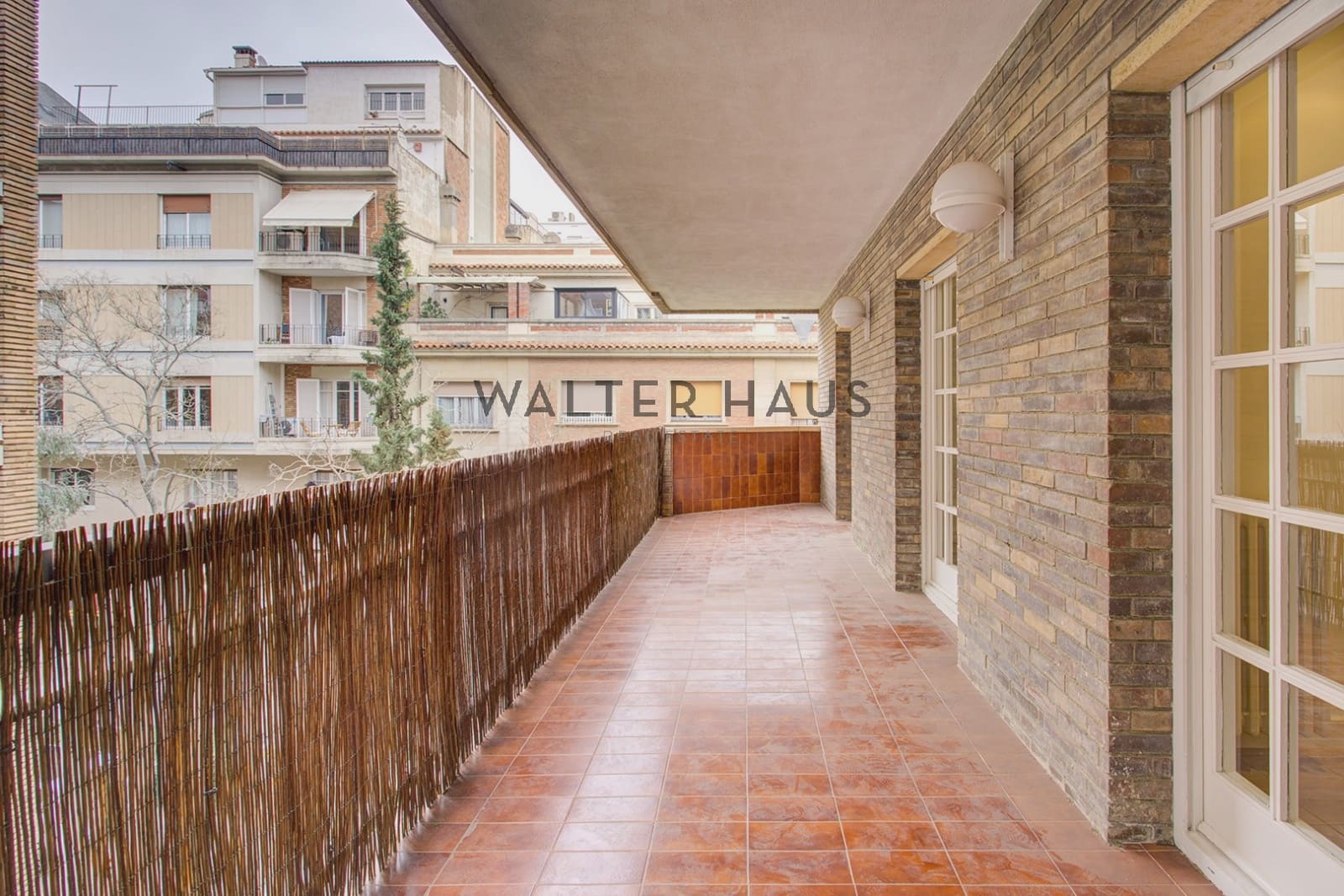 4 soveværelse Lejlighed til salg i Barcelona by - € 1.490.000 (Ref: 9653026)