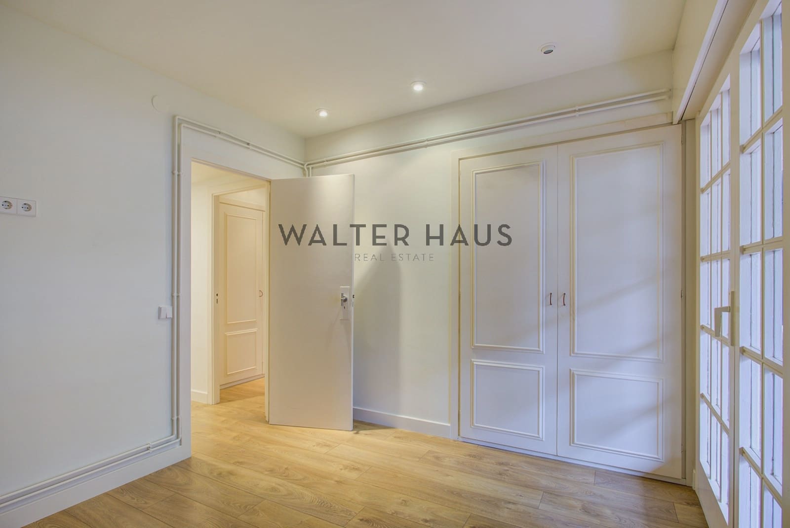 4 soveværelse Lejlighed til salg i Barcelona by - € 1.490.000 (Ref: 9653026)