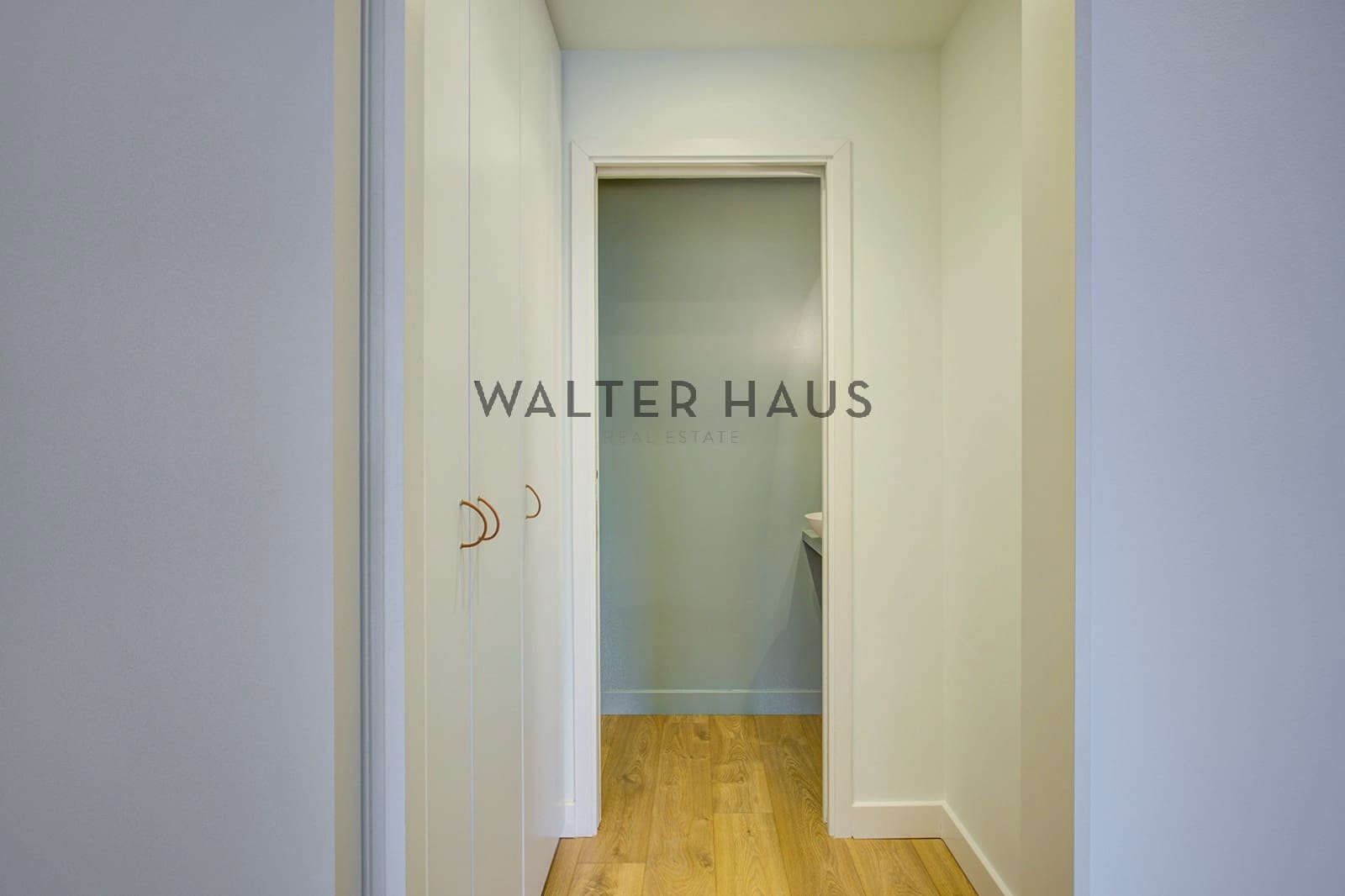 4 soveværelse Lejlighed til salg i Barcelona by - € 1.490.000 (Ref: 9653026)