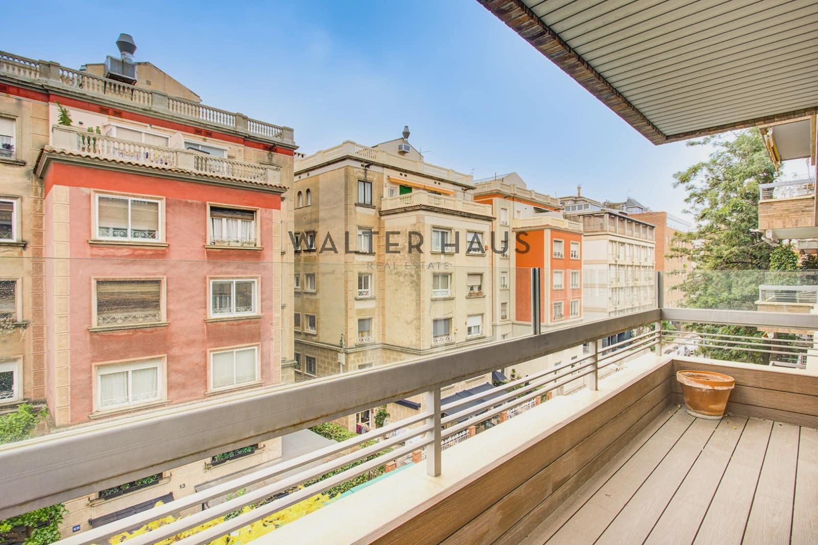 4 soveværelse Lejlighed til salg i Barcelona by - € 1.490.000 (Ref: 9653026)