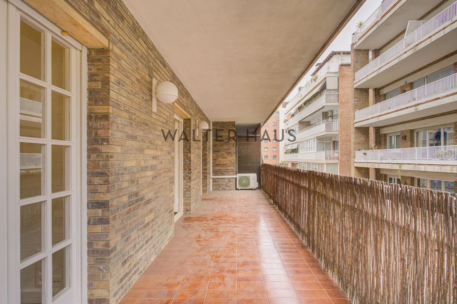 4 soveværelse Lejlighed til salg i Barcelona by - € 1.490.000 (Ref: 9653026)